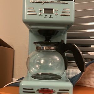 Nostalgia coffee maker